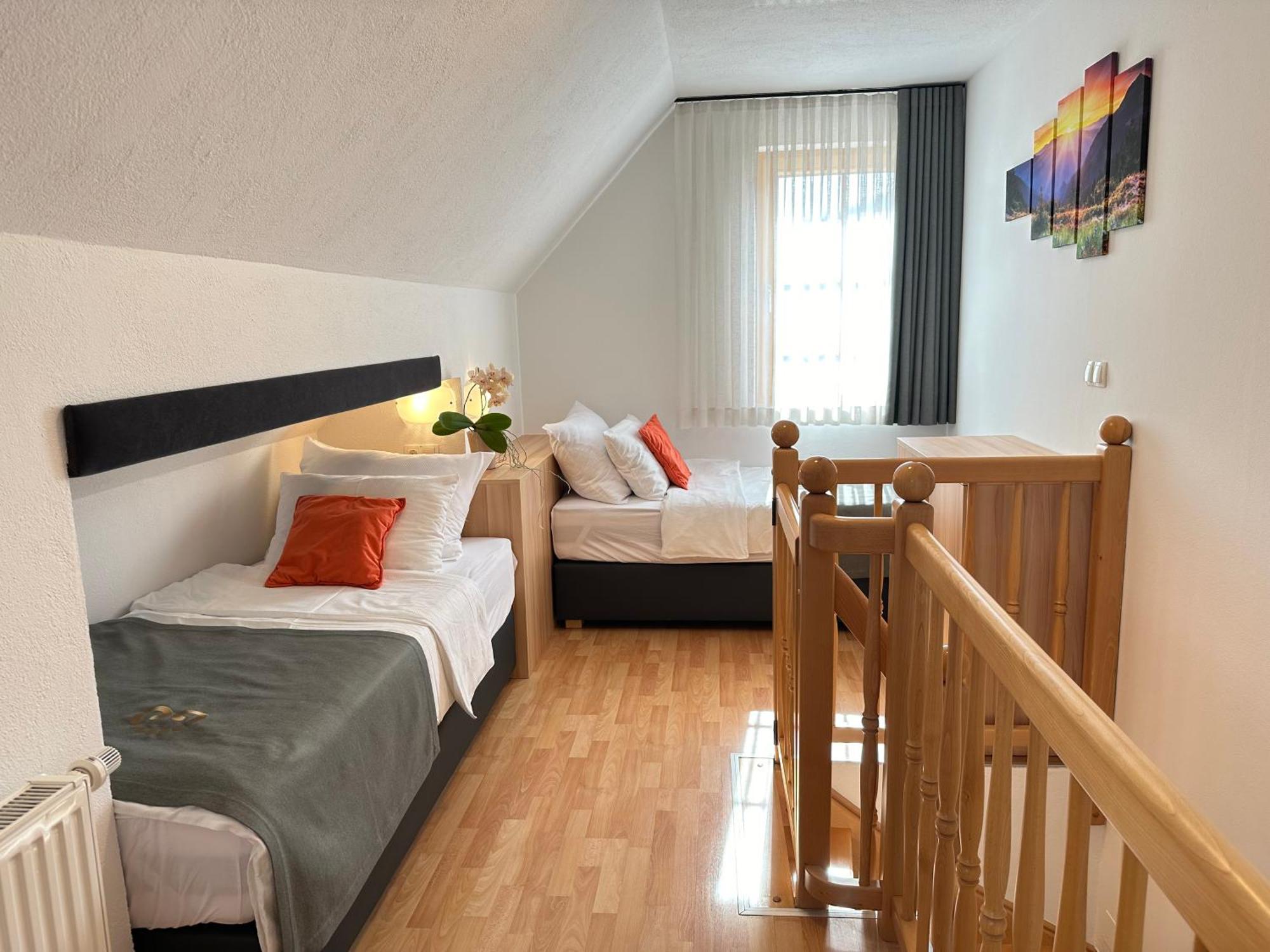 Boutique Hotel Loka Škofja Loka Esterno foto